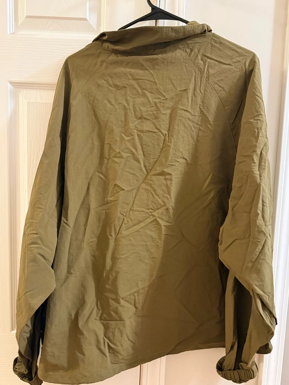 STAPLE - Men's Pullover Windbreaker Jacket - size Large - NWT